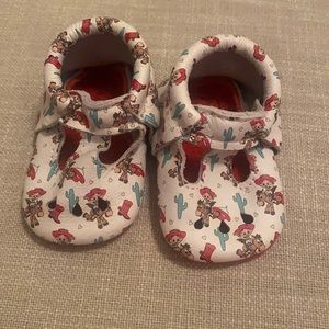 Freshly Picked Disney Jessie Toy Story Rare 2 shoe